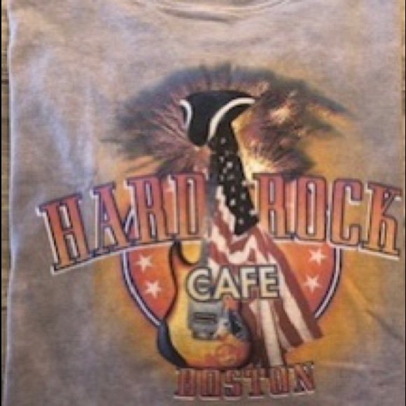Hard Rock Cafe Tops - Vintage Hard Rock Tye-Dye TShirt